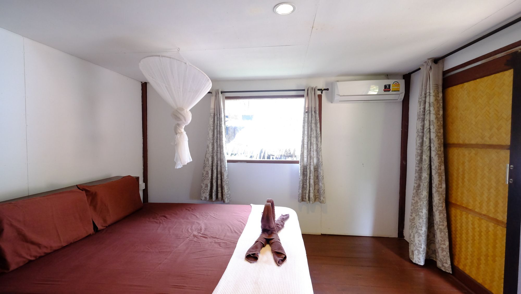 The Hut Koh Lipe Hotel Exterior photo